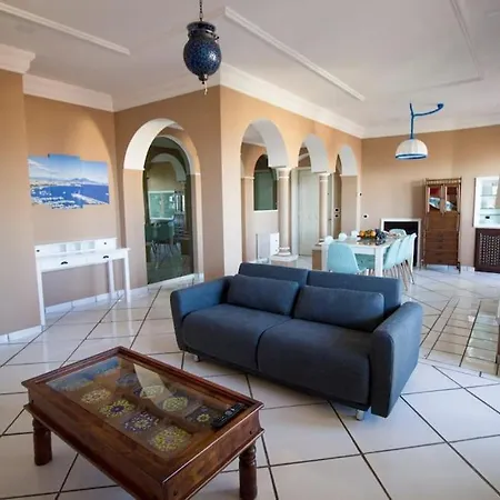 Casa Paradiso - Sea View Downtown Penthouse 4*